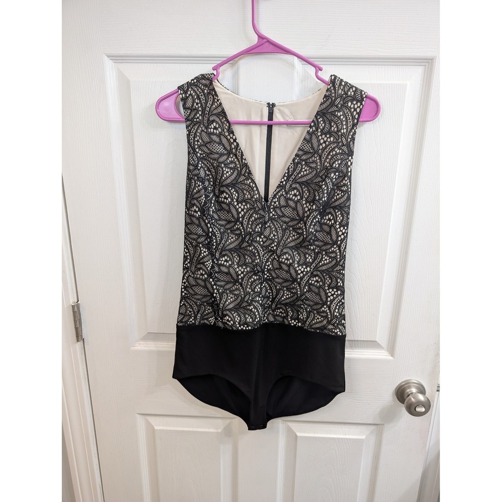 Alice + Olivia Bodysuit Women Black Cream Lace‎ V-Neck - Size M